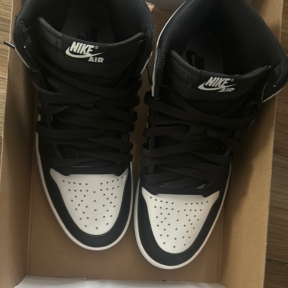 Nike Air Black and White Sneakers
